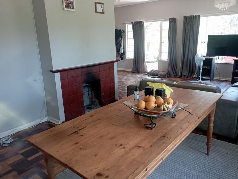 To Let 5 Bedroom Property for Rent in West Hill Eastern Cape